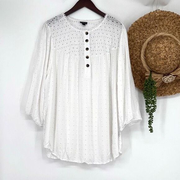 Torrid Eyelet Peasant Blouse Top Plus Size White Size‎ 3 22/24 - Picture 1 of 12